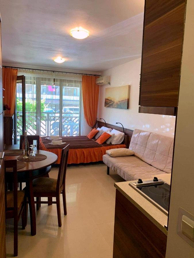 Studio De Lux Apartment Primorsko Ngoại thất bức ảnh